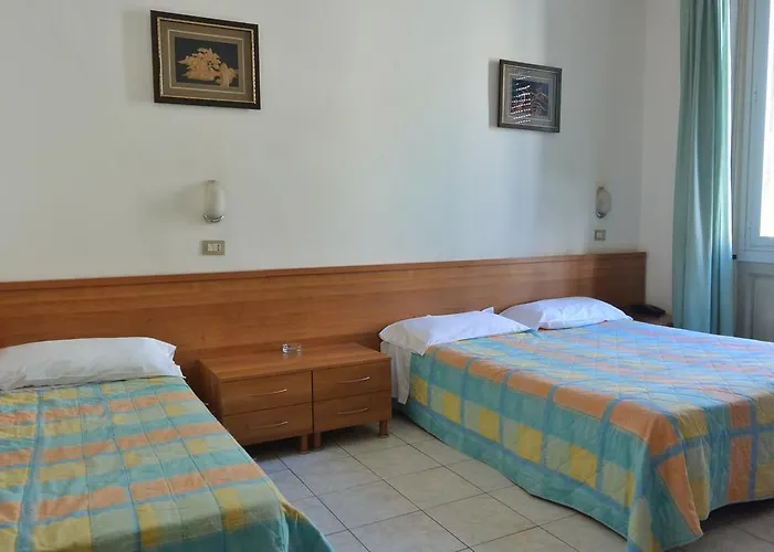Hotel Oriente *